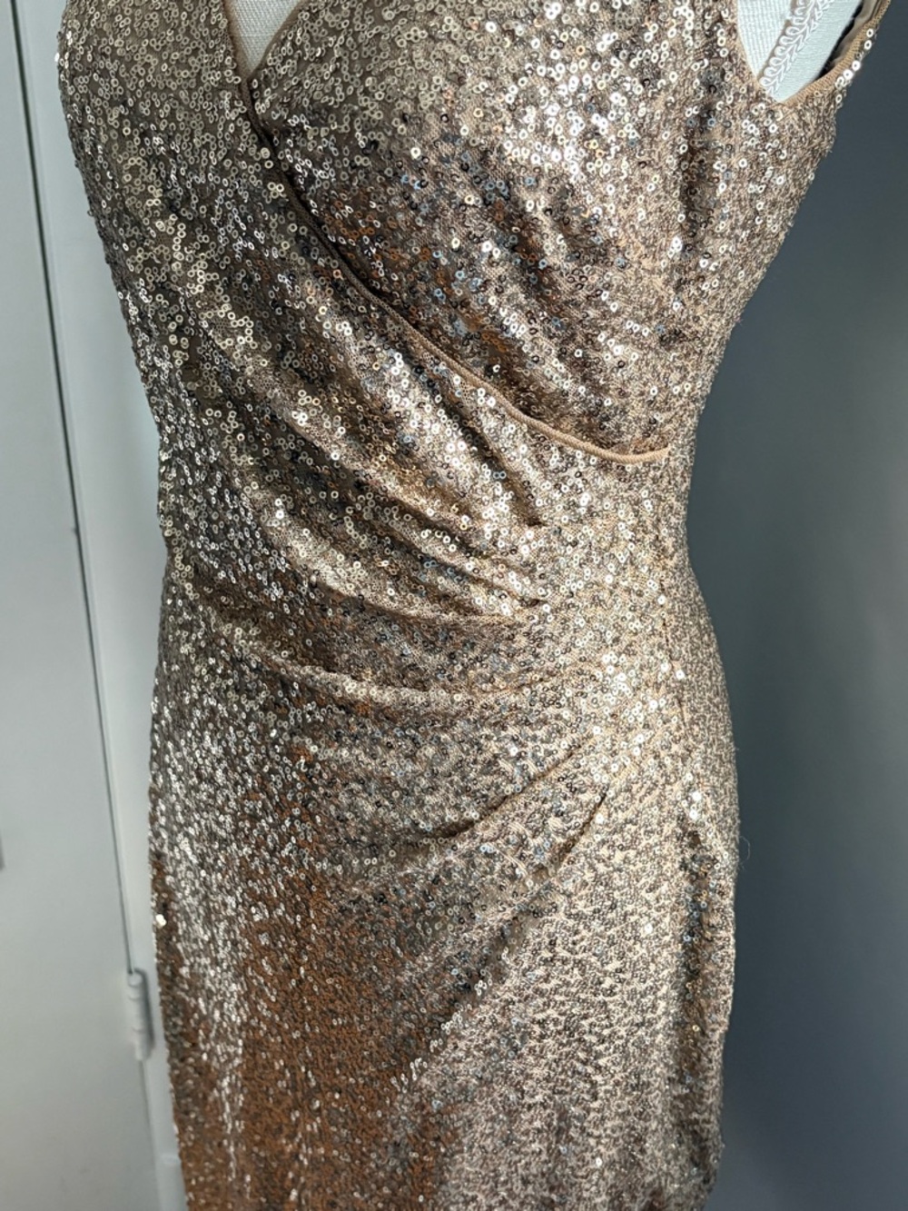 Ralph Lauren, Gold Sequin V-Neck Midi Dress, 8 - Picture 4 of 9